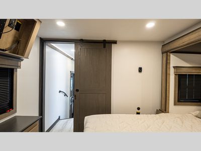 2025 Keystone RV Montana - Photo 23