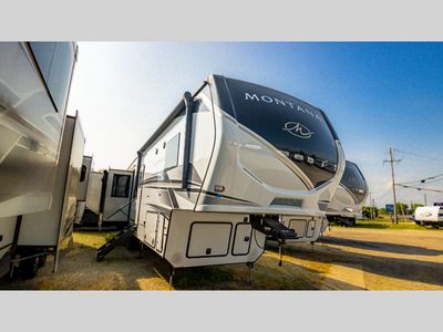 2025 Keystone RV Montana - Photo 1