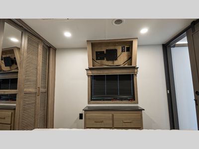 2025 Keystone RV Montana - Photo 21