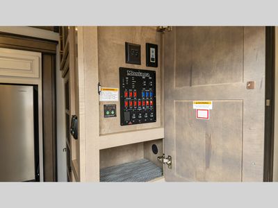 2025 Keystone RV Montana - Photo 16