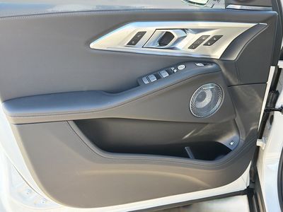 2026 BMW XM — photo 22 view