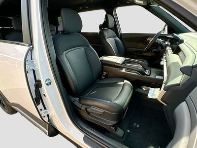 2027 Kia Telluride - Photo 28