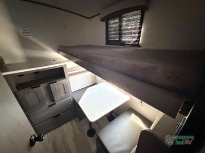 2022 Cruiser Embrace - Photo 27