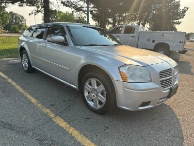 2007 Dodge Magnum — detail view