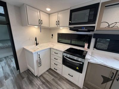 2026 Jayco Jay Flight SLX - Photo 21