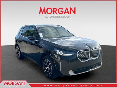 2025 BMW X3 30 xDrive in Black Sapphire Metallic — front three-quarter view