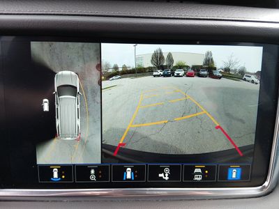 2024 GMC Yukon - Photo 16