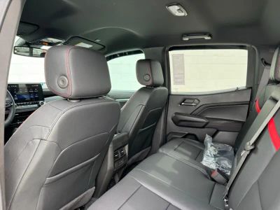 2026 Chevrolet Colorado - Photo 21