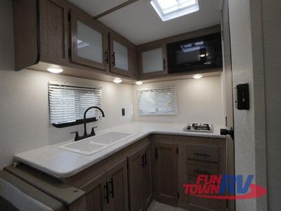2026 Gulf Stream RV Yellowstone Classic - Photo 13