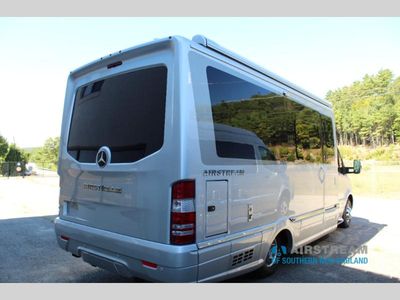 2026 Airstream Atlas - Photo 5