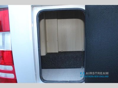 2026 Airstream Atlas - Photo 8