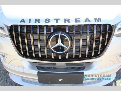 2026 Airstream Atlas - Photo 2