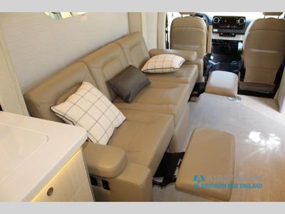 2026 Airstream Atlas - Photo 32