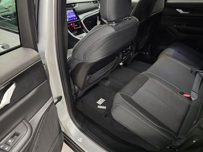 2025 Jeep Grand Cherokee - Photo 27
