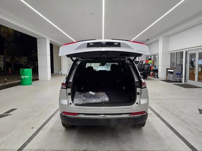 2025 Jeep Grand Cherokee - Photo 33