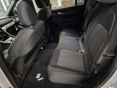 2025 Jeep Grand Cherokee - Photo 28