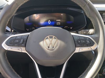 2024 Volkswagen Taos - Photo 12