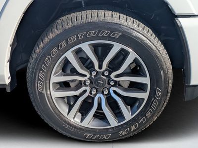 2026 Ram 1500 — photo 8 view