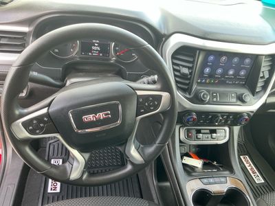 2023 GMC Acadia — photo 14 view