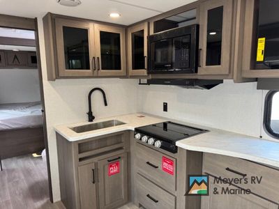 2026 Grand Design Transcend - Photo 8