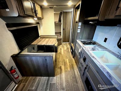 2022 Gulf Stream Kingsport Ultra Lite - Photo 6