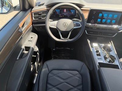 2026 Volkswagen Atlas — photo 11 view