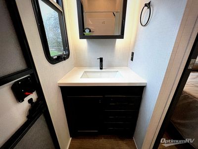 2025 Palomino Columbus - Photo 24