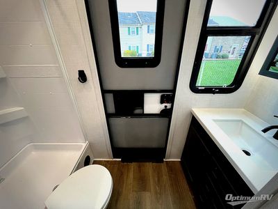 2025 Palomino Columbus - Photo 23