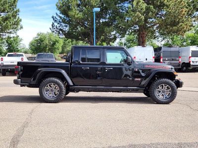 2026 Jeep Gladiator — side profile view