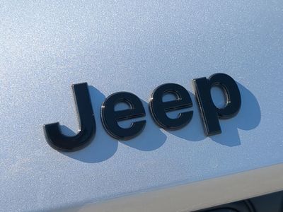 2025 Jeep Grand Cherokee - Photo 13