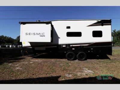2027 Jayco Seismic - Photo 4