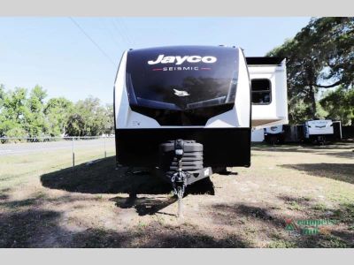2027 Jayco Seismic - Photo 2