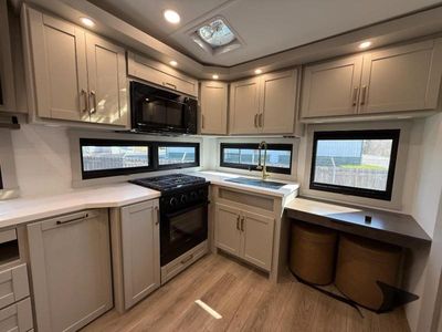 2026 Brinkley Model Z - Photo 15