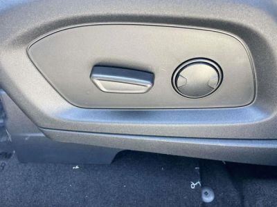 2026 Ford Explorer — photo 17 view