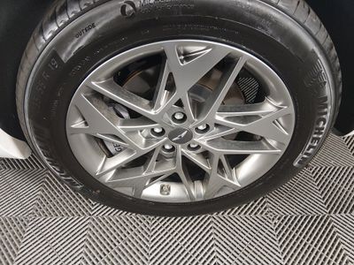 2025 Genesis GV70 — photo 10 view