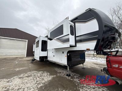 2026 Heartland Bighorn - Photo 1