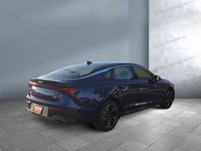2026 Kia K5 - Photo 4