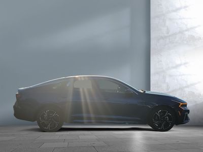 2026 Kia K5 - Photo 6