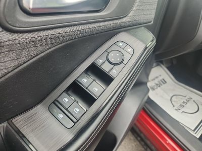 2023 Nissan Rogue SV - Photo 14
