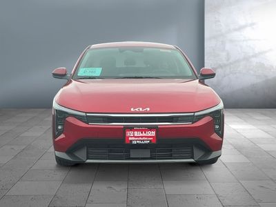 2025 Kia K4 - Photo 2