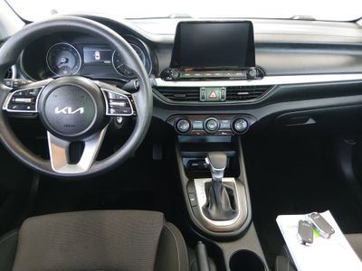 2024 Kia Forte - Photo 13