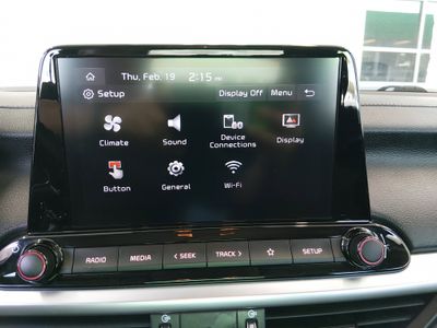 2024 Kia Forte - Photo 18