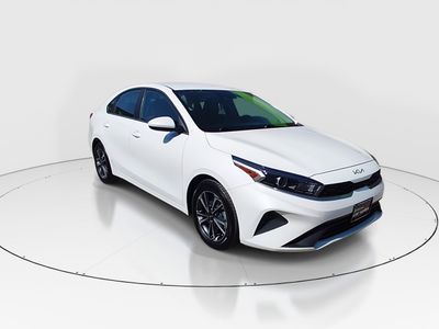 2024 Kia Forte - Photo 8
