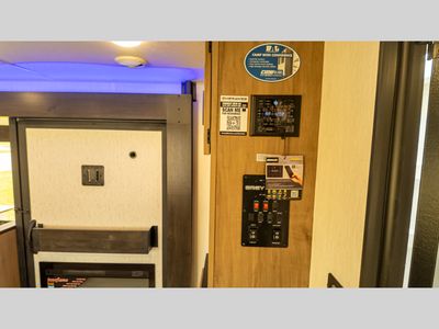 2025 Forest River RV Cherokee Grey Wolf - Photo 35