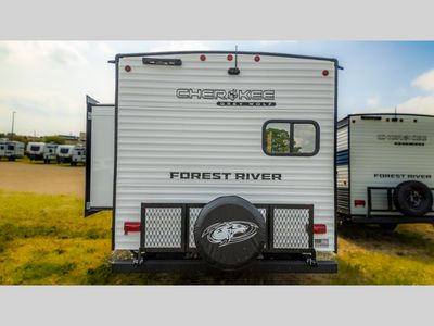 2025 Forest River RV Cherokee Grey Wolf - Photo 8