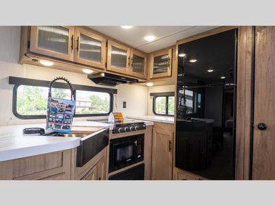 2025 Forest River RV Cherokee Grey Wolf - Photo 25