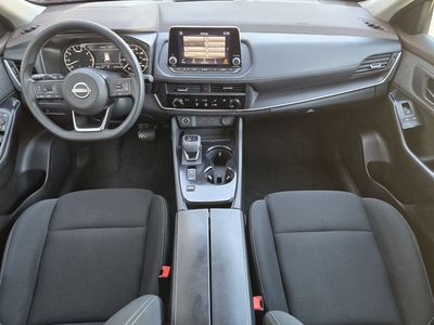 2023 Nissan Rogue — photo 18 view