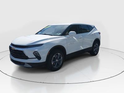 2025 Chevrolet Blazer - Photo 3