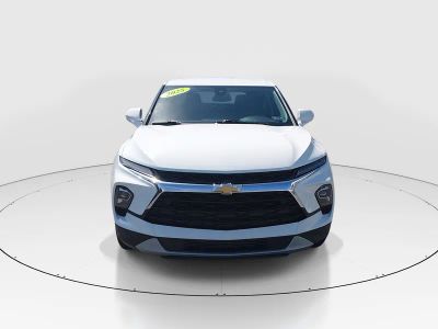 2025 Chevrolet Blazer - Photo 2