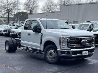 2026 Ford F-350SD — photo 26 view